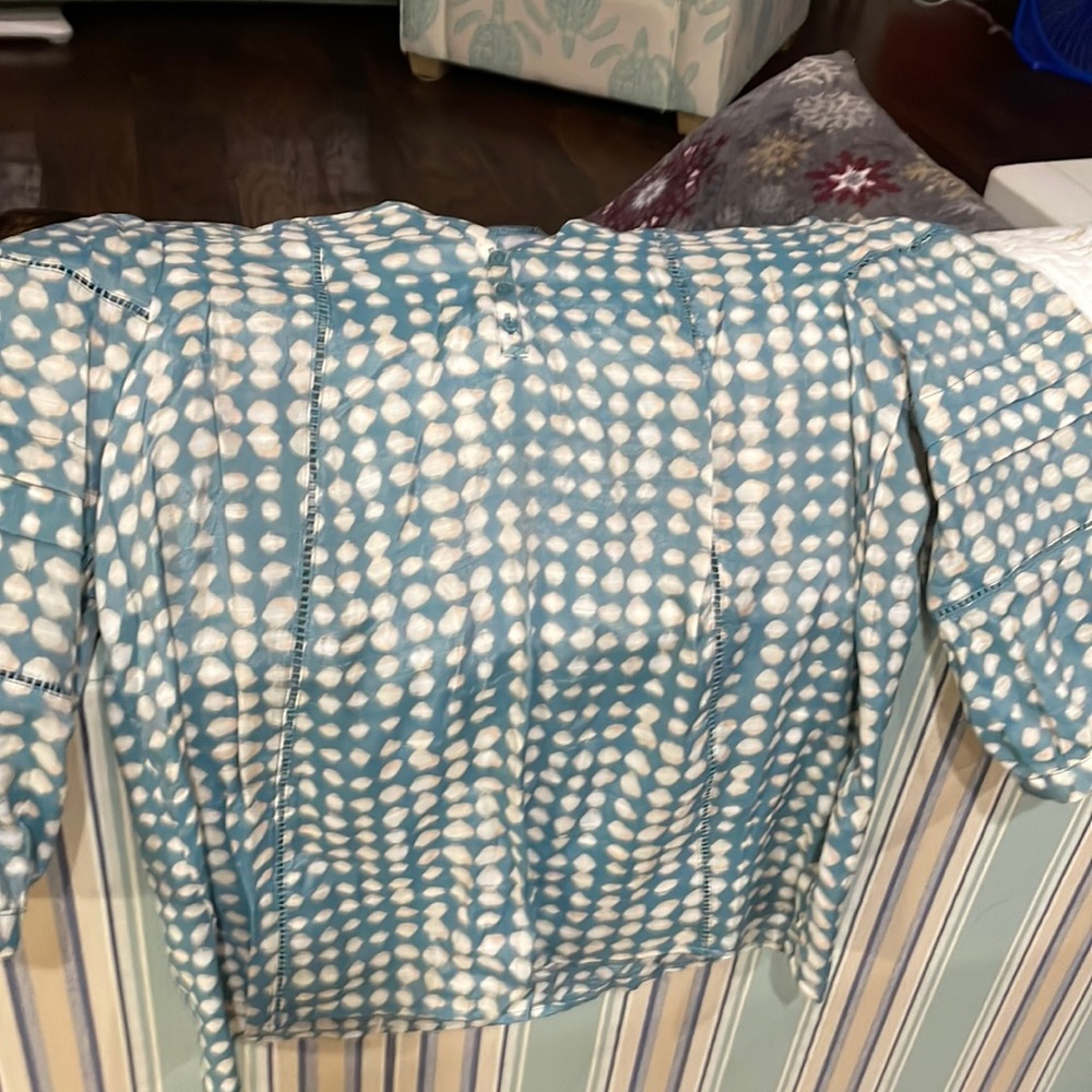 Women’s blouse